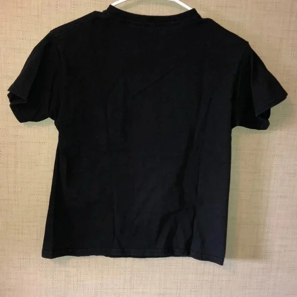 TEE - Picture 2 of 3
